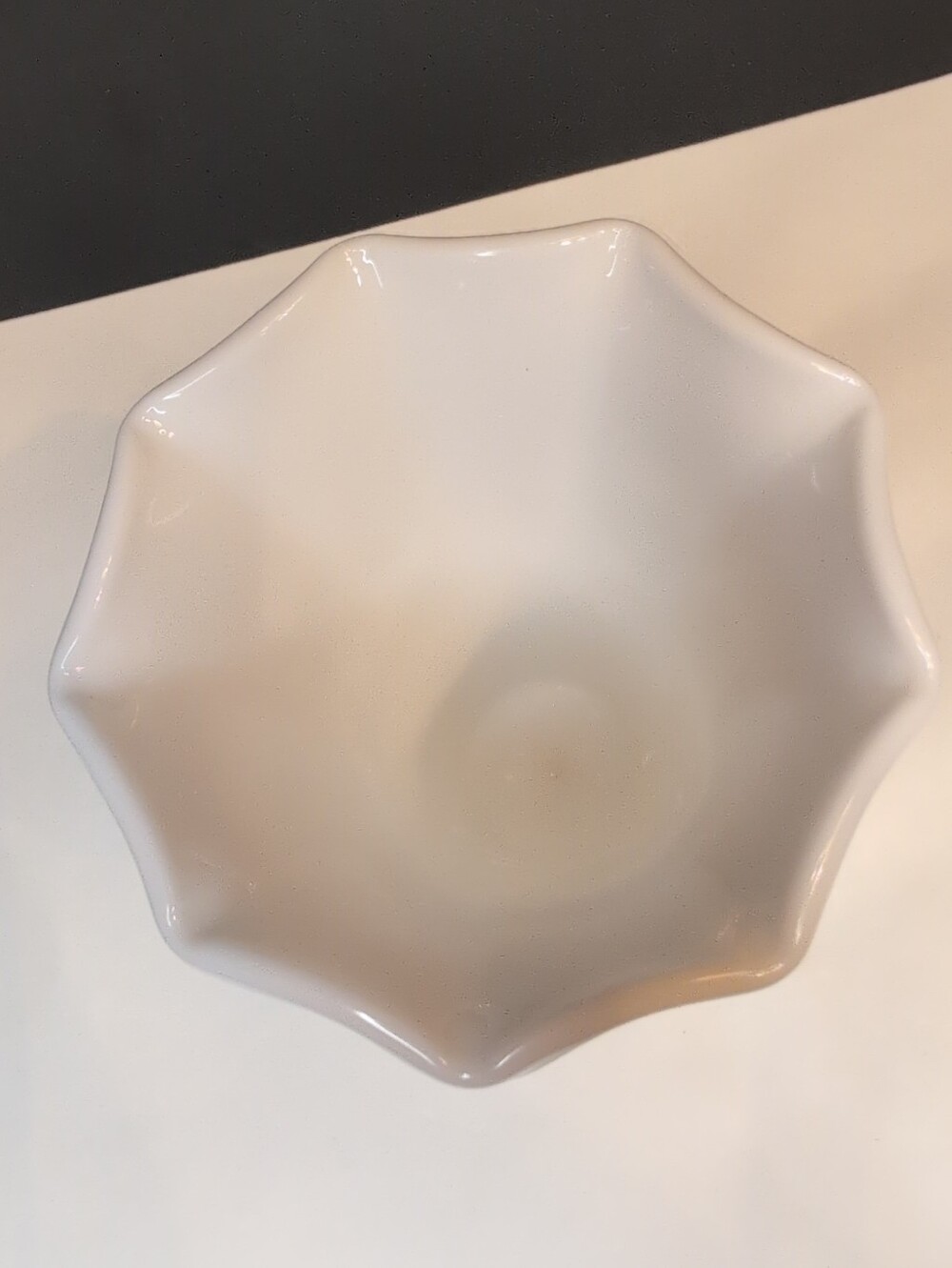 Vintage Westmoreland Paneled Grape Milk Glass Fluted Pedestal Vase - Picture 2 of 5
